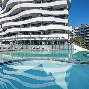 **** Resort The Wave Australien