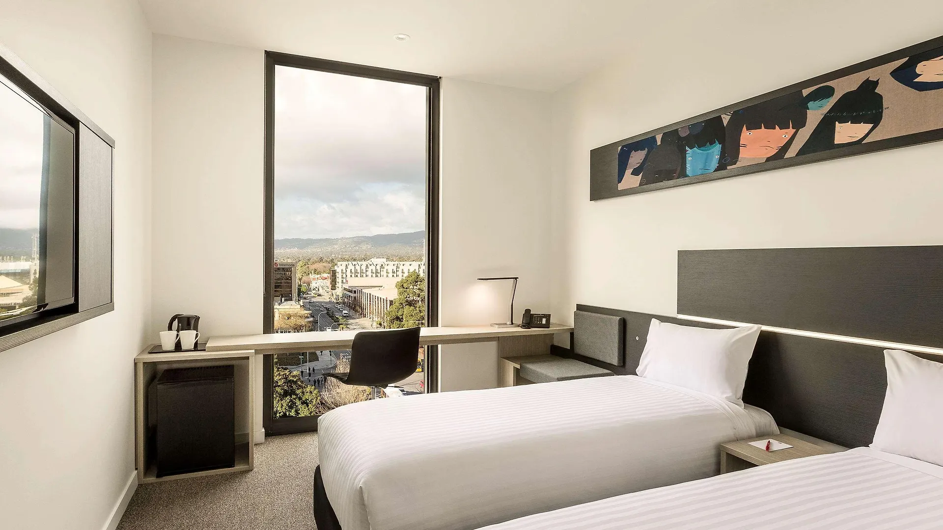 Hotel Ibis Adelaide 4*,